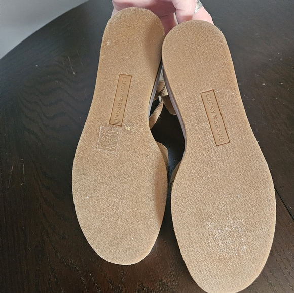 Lucky Brand Platform Sandals - Picture 5 of 6